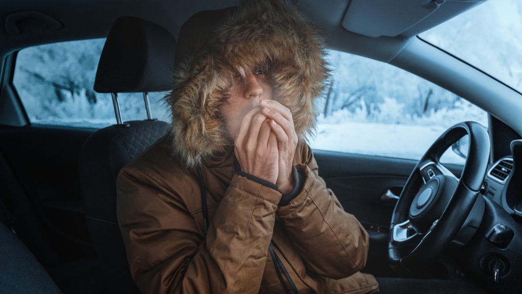 Meddig kell melegíteni a kocsit télen, indulás előtt?