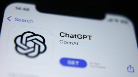 Hiába a káosz, rekordnyereséggel zárta az évet az OpenAI