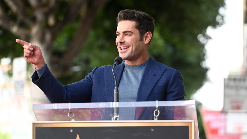 Matthew Perrynek is köszönetet mondott a Hollywoodban csillagot kapó Zac Efron