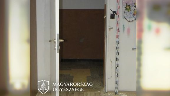 Meg akartak szökni a gyermekotthonból, ezért nevelőjükre támadtak a fiatalok Kaposváron