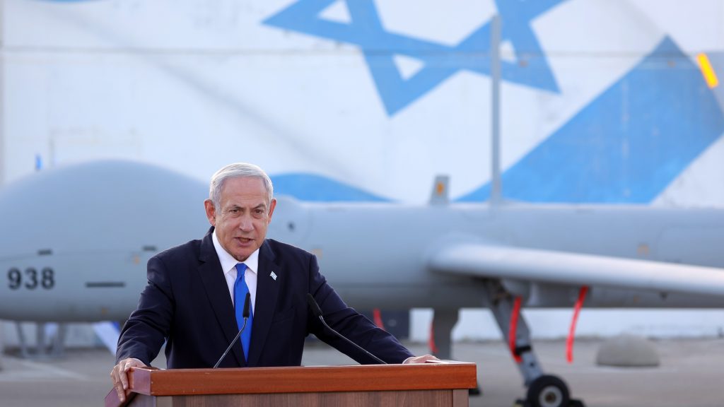 Netanjahu főtanácsadója szerint a palesztinoknak a Hamászt kéne okolnia a tűzszünet végéért