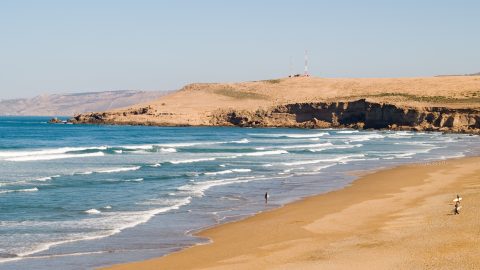 Bozótvágóval támadtak üdülőkre egy marokkói strandon