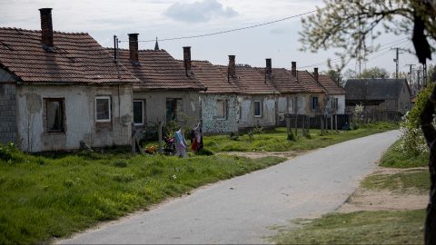 Egyensúly Intézet: A magyarok fele nem keres annyit, amennyi elég lenne a szűkös megélhetéshez