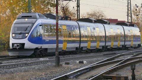 Ismét késnek a vonatok a győri fővonalon