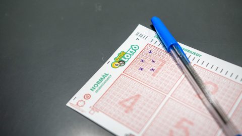 Ötöslottó: itt vannak az e heti nyerőszámok