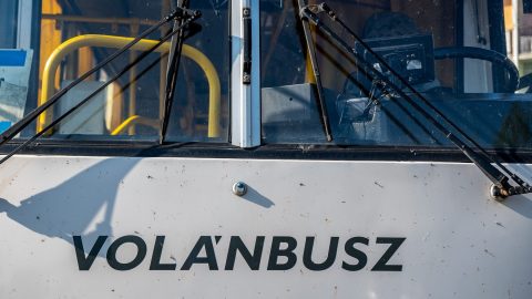 Hétfőn is folytatódik a Volán-sztrájk, rengeteg buszjárat marad ki