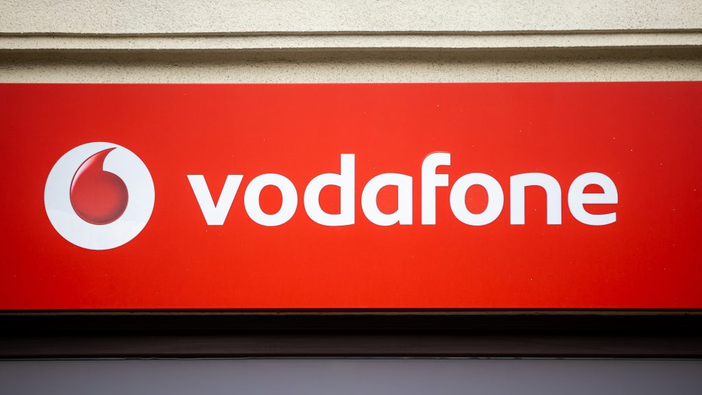 Akadozik a Vodafone és a Telekom hálózata, több nagy hazai oldal is elérhetetlenné vált