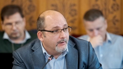 A kiemelt beruházások miatt fordul az Alkotmánybírósághoz az LMP