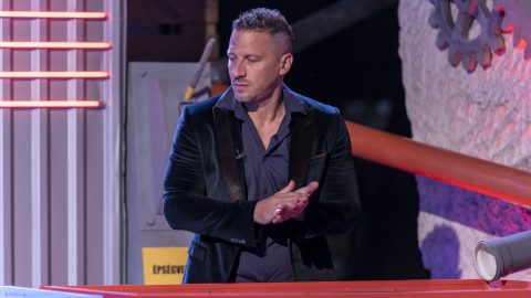 „Vicces videónak indult, de komoly szociológiai tanulmány lett belőle” – Vastag Csaba reagált a nyaralós posztjához érkező negatív kommentekre