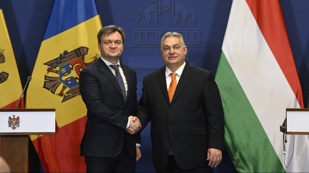 Orbán: Magyarország támogatja Moldova EU-s tagságát