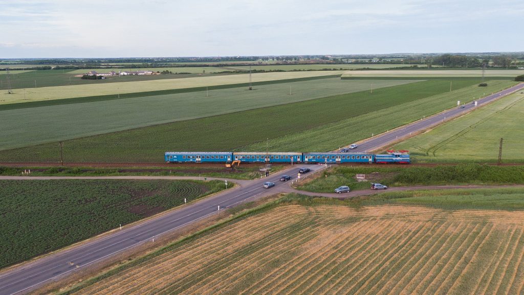 Elsodort a vonat egy embert Kál-Kápolna és Füzesabony között