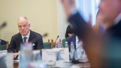 Miniszteri vagyonok maradhatnak láthatatlanok egy kormányhatározatnak köszönhetően