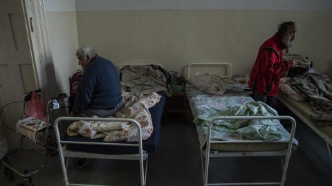 A nagy hideg miatt ma estétől minden szociális intézményben kötelező fogadni a hajléktalanokat