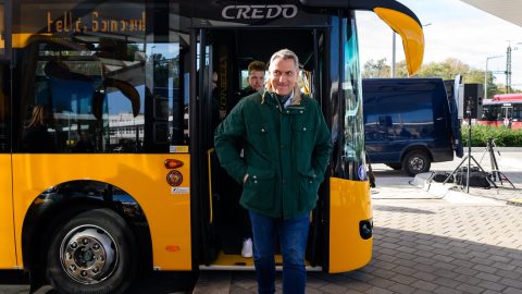 Nem fogadják el Lázár ajánlatát, sztrájkra készülnek a volánbuszosok