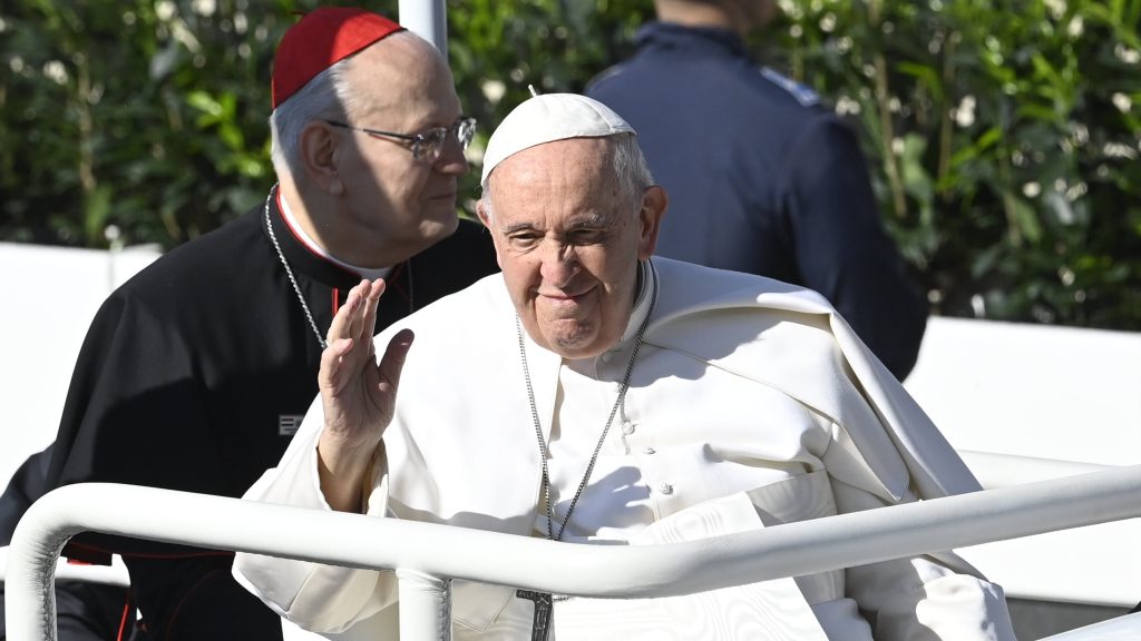 Revista Vaticana: Peter Erdo parece ser el sucesor más probable del Papa Francisco