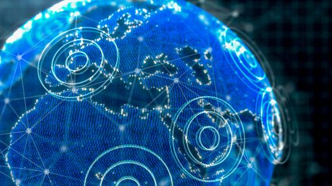 Százmilliókat kér a Földön bárhol elérhető internetért a SpaceX