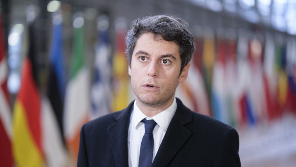 A 34 éves Gabriel Attal lett Franciaország új miniszterelnöke