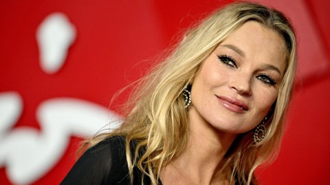 Az 50 éves Kate Moss és 21 éves lánya majdhogynem ikreknek tűnnek új fotójukon