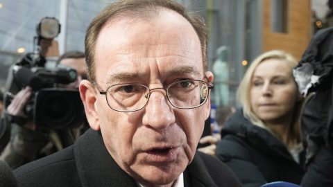 Éhségsztrájkot kezdett a börtönben a letartóztatott volt lengyel belügyminiszter