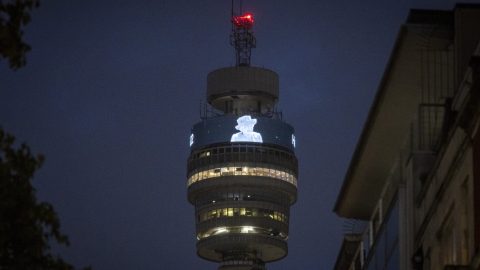 Tömegével tette tönkre a brit posta hivatalvezetőinek egzisztenciáját egy hibás szoftver