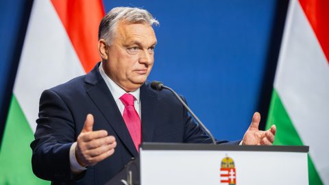 Szívesen jönne Budapestre a svéd kormányfő, de csak ha megtörtént a NATO-ratifikáció
