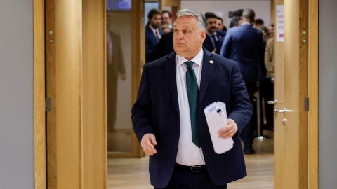 Orbán úgy tárgyal, hogy a végén a többiek lélegeznek fel, mert nem is gondolta komolyan
