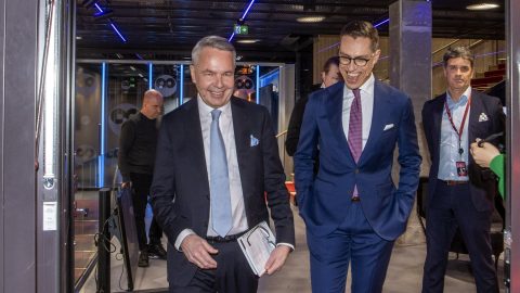 Úgy néz ki, Finnországnak Európa-párti, globalista elnöke lesz