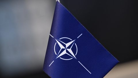 Négy amerikai szenátor jön Magyarországra, hogy a NATO-ról tárgyaljon