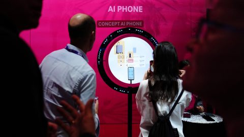Erős túlzás, hogy a Telekom alkalmazások nélküli mobilt csinált