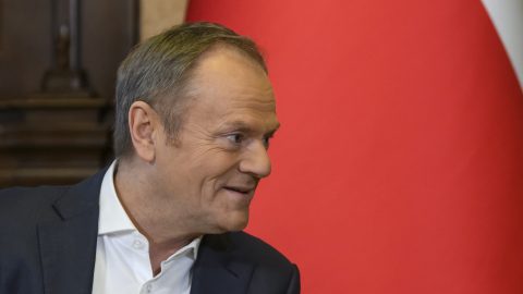 Ezt üzente Orbánnak a lengyel miniszterelnök az EU-csúcs előtt