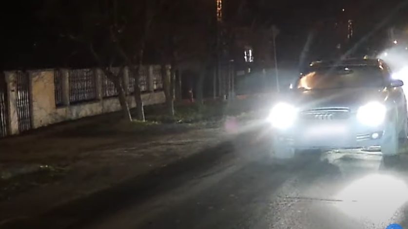 Égő Audi haladt az úton a XVI. kerületben