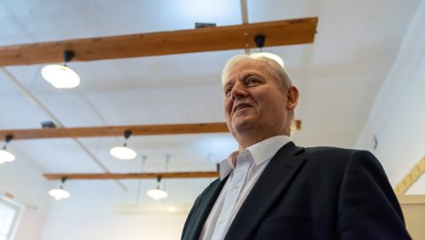 Tarlós: Hülyeség volt kitüntetést adni a bicskei gyermekotthon pedofília miatt elítélt igazgatójának