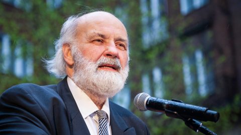 Iványi Gábor egyházának egyik iskolaigazgatóját is kihallgatták