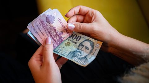 Nagyot robbantottak az egészségpénztárak
