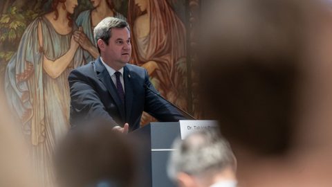 Fizetni kell, ha hiba miatt lesz a magánbetegből állami