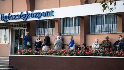 Tiltakoznak a Duna jobb partján az átalakított ügyeleti rendszer miatt