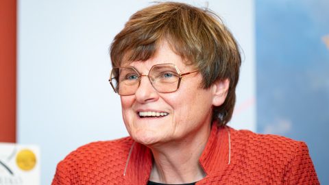Karikó Katalin is feltűnik a Pfizer Super Bowl-reklámjában