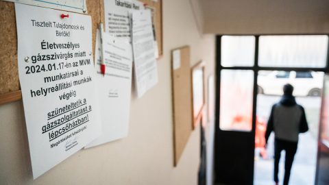 „Mindenki köhög és betegeskedik” – hetek óta nincs fűtés és meleg víz egy győri társasházban
