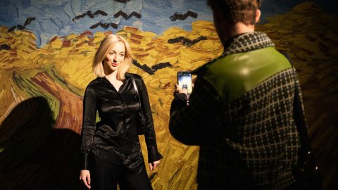 Az új van Gogh-kiállítás nagyon szeretné, ha kitennénk Instagramra, ehhez azonban ingerszegényre sikerült