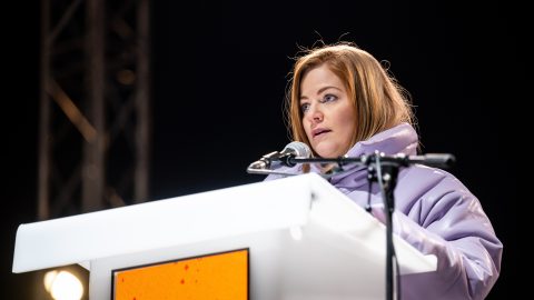 203 millió forint jött össze péntek óta a bántalmazott fiatalok lakhatására