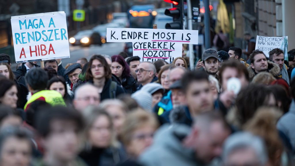 Jövő héten eldől, feltételesen szabadlábra helyezik-e a bicskei gyerekotthon pedofil igazgatóját