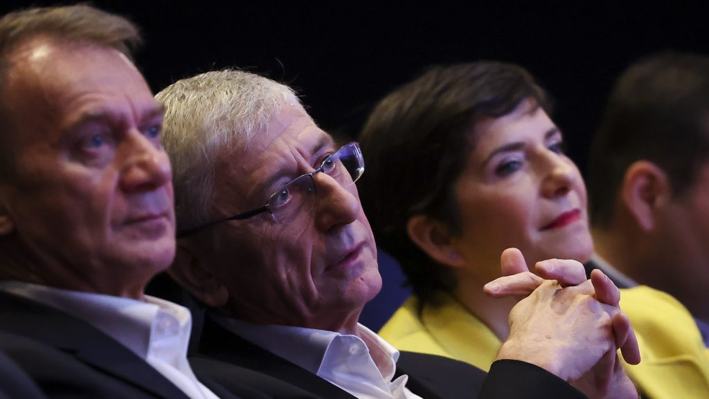 Gyurcsány Varju László elmarasztalásáról: Lacinak az a bűne, hogy nem engedte megveretni magát a TV-székházban