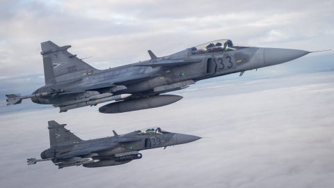 Részleteket árult el a Gripen-szerződésről a honvédelmi miniszter