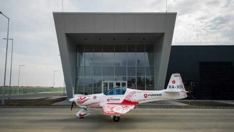 16 év után újra menetrend szerinti repülőjárat indul Pécsről