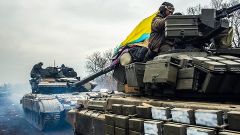 Van történelmi példa a korlátozott NATO-tagságra, ami megoldást hozhatna Ukrajnának