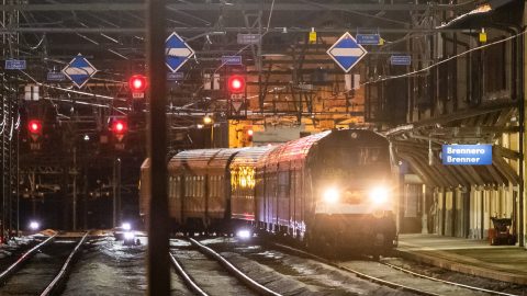 Vasútfejlesztésbe kezdenek az osztrákok, két óra alatt elérhető lesz Budapestről a bécsi repülőtér