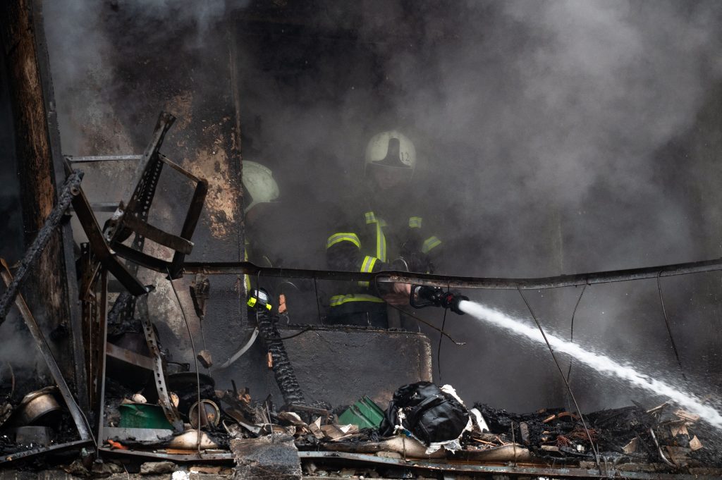 Két parancsnokot is menesztett Zelenszkij