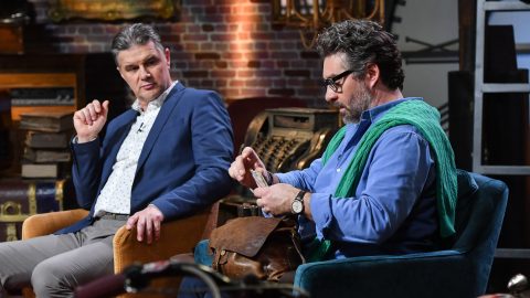 Kincsvadászok: tényleg zsebből kifizetik a tárgyakat, vagy írnak adásvételi papírt a TV2 műsorában?