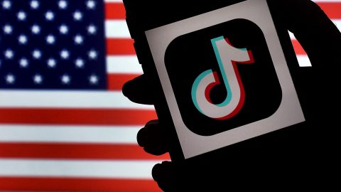 Egy lépéssel közelebb került Amerika a TikTok betiltásához