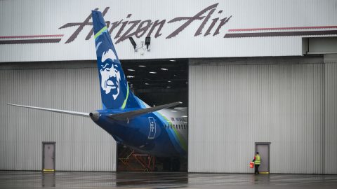Távozik a Boeing vezérigazgatója a sorozatos botrányok után